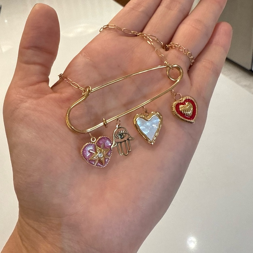 Celine13‎ 18K Gold Plated Spiritual Talisman Necklace – Hearts & Hamsa Charms - Picture 3 of 11
